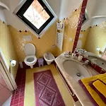 Le Farfalle بيت ضيافة 3*