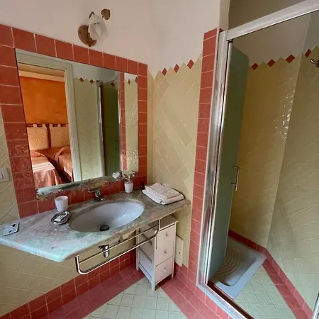 Le Farfalle Guest house *