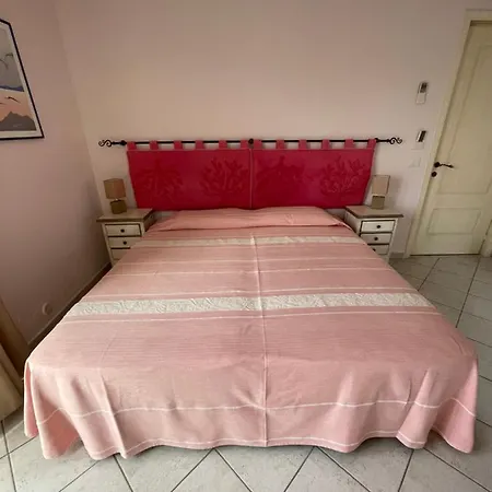 Guest house Le Farfalle Palau