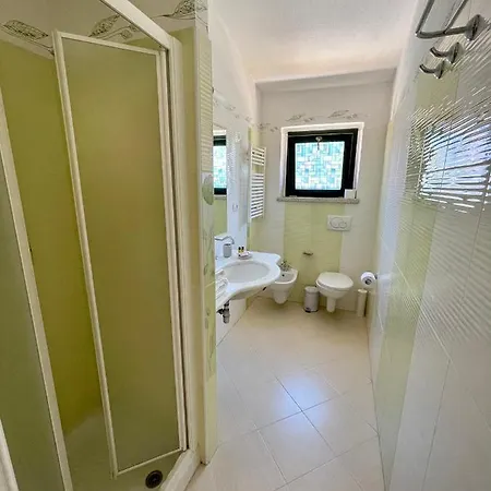 Le Farfalle Guest house Palau
