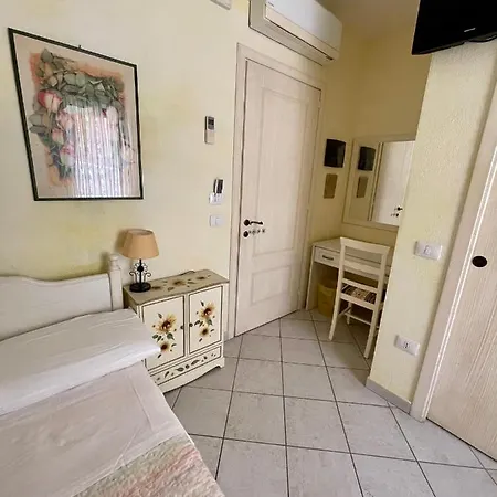 Le Farfalle Guest house Palau
