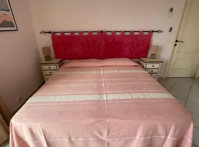 Konukevi Le Farfalle Palau