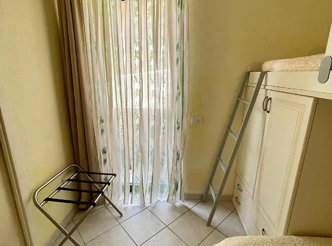 Konukevi Le Farfalle 3*